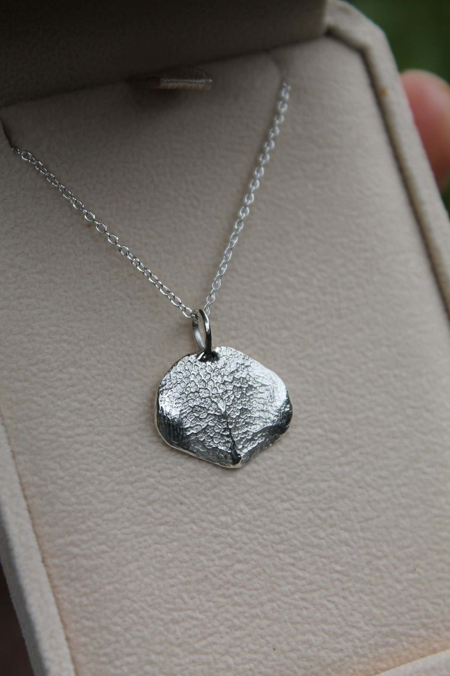 Custom Jewellery booking • May